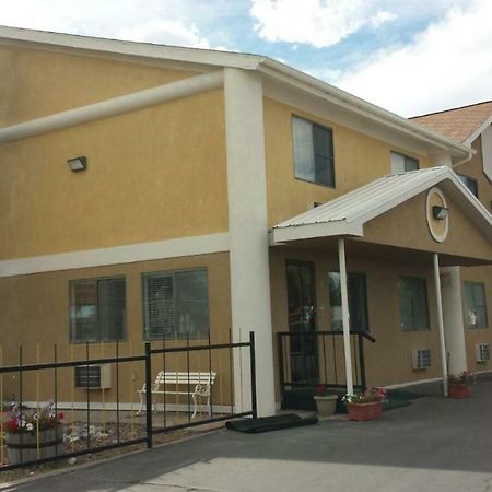 Super 8 By Wyndham Riverton Kültér fotó
