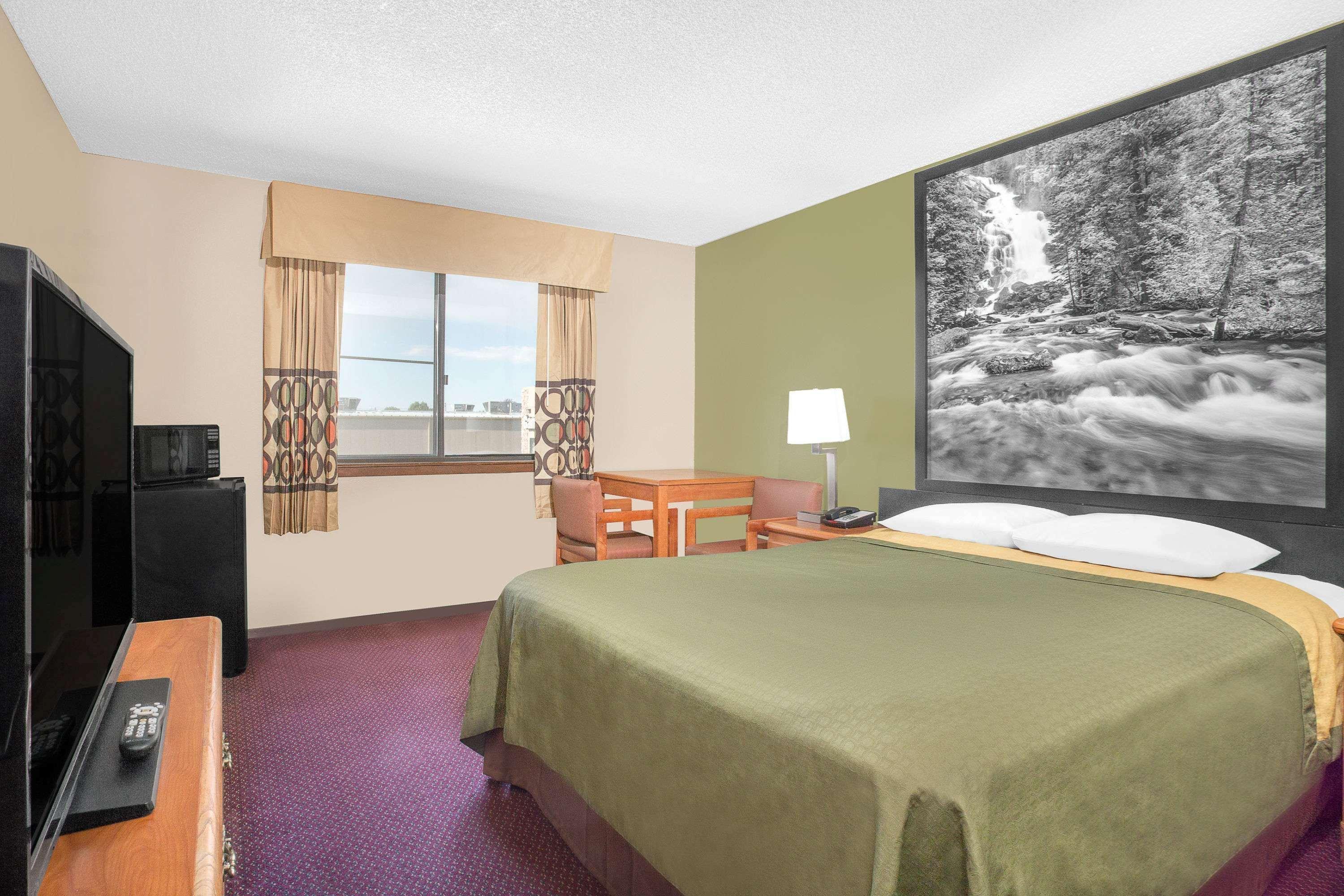 Super 8 By Wyndham Riverton Kültér fotó
